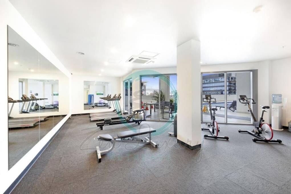 Zen Sea View 2Br, 2Ba Penthouse Apartment Darwin Bagian luar foto
